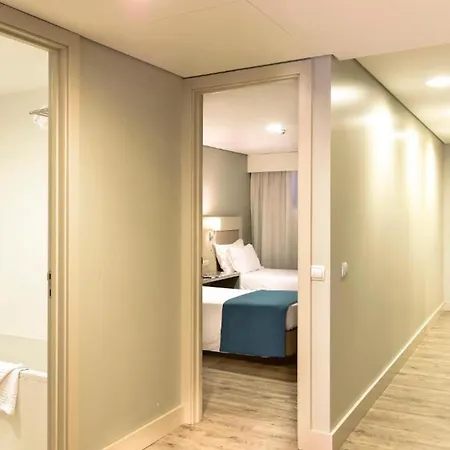 Aqualuz One Bedroom Premium 아파트 *