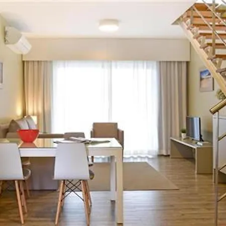 Aqualuz One Bedroom Premium 아파트 *